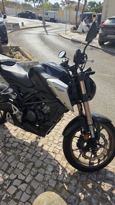 Honda CB125R 2021