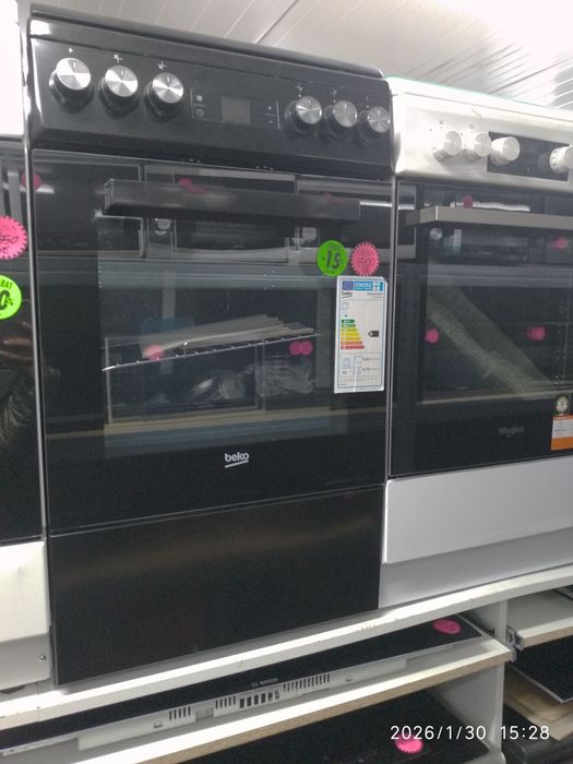 OUTLET Janki ul Wspólna 6 Kuchnia BEKO FSE52321DBD