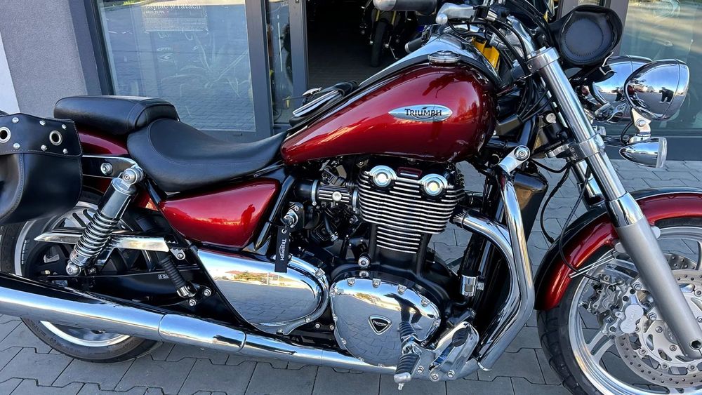 Triumph Thunderbird 1600 / 1700 NOWY 4834km +TUV+Książka 1 Właściciel UBRANY jak NOWY! ABS