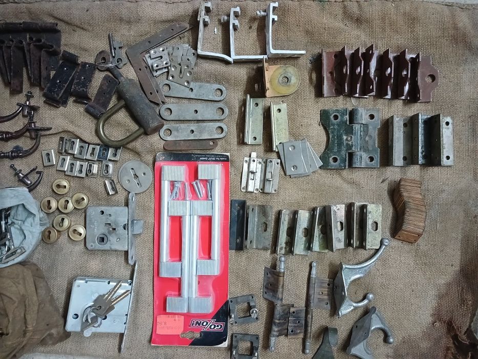 Старі речі     .