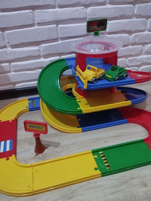 Трек парковка Wader 4,6 м