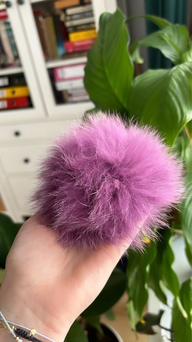 Pompon Falconeri fioletowy do czapki