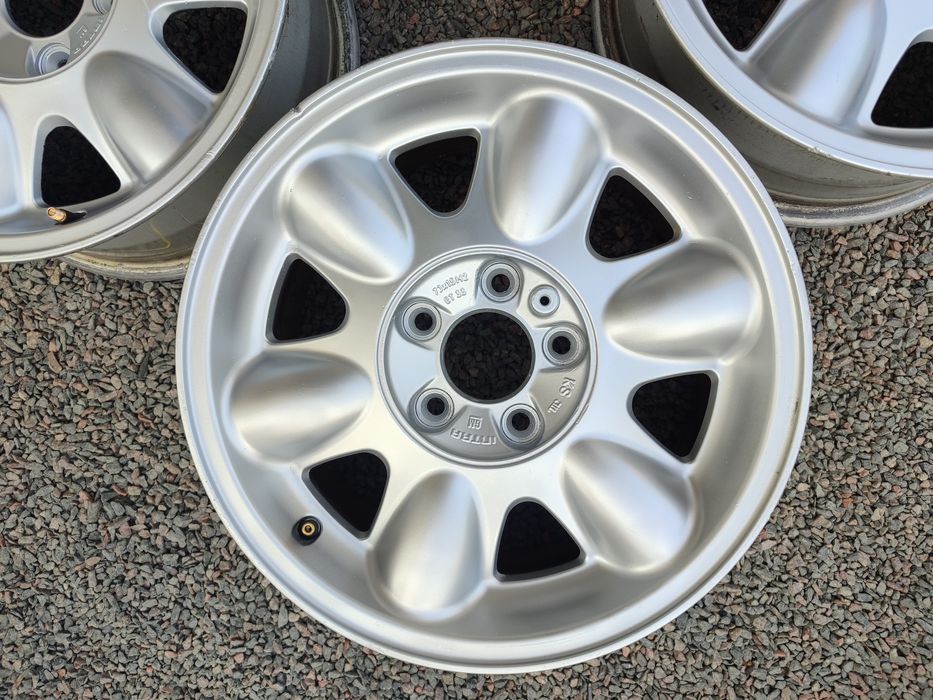 Диски R-15. 5×110. J-7. ET-33. Dia-65.1