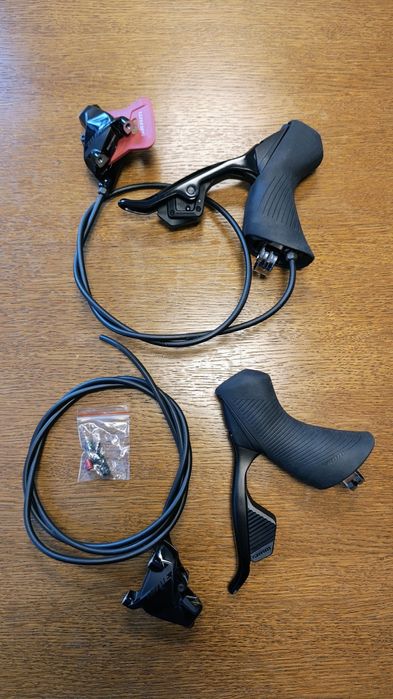 Hamulce klamkomanetki SRAM Rival AXS