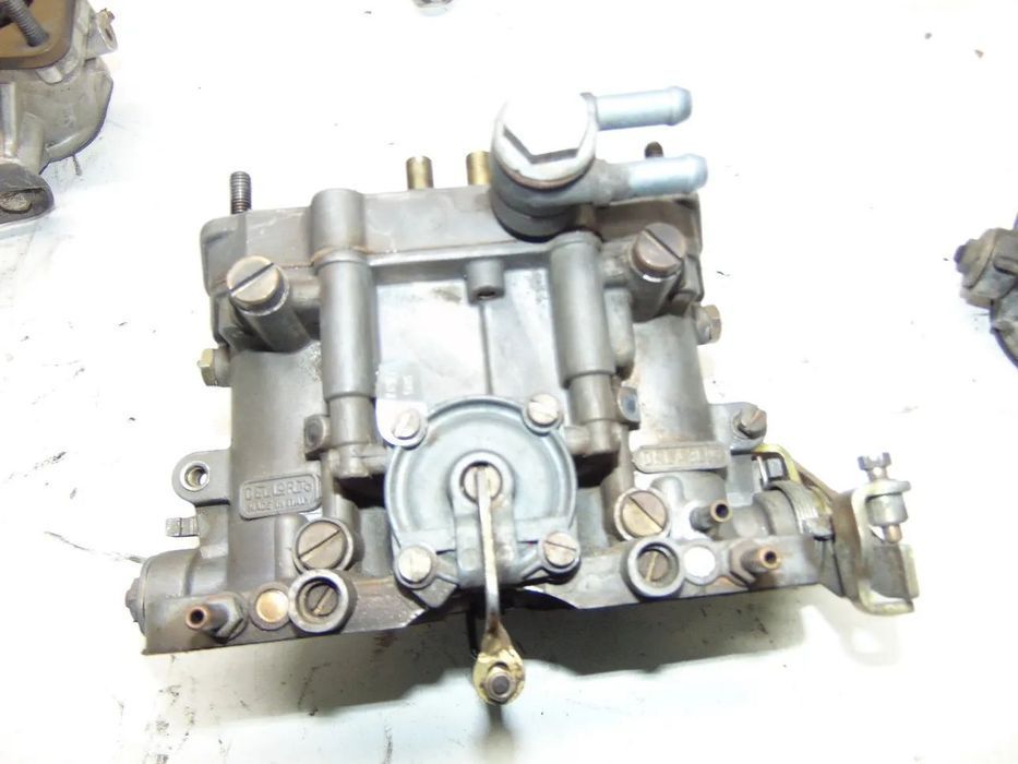Alfa Romeo 33 carburadores " usado em bom estado