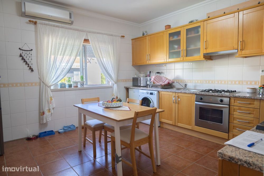Apartamento T3 em Vila Nova da Barquinha - Venda