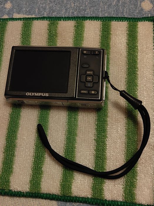 Продам фотокамера Olympus fe-47