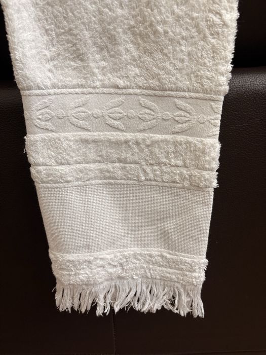 Toalha de rosto 100% algodão [101x 46 cm]