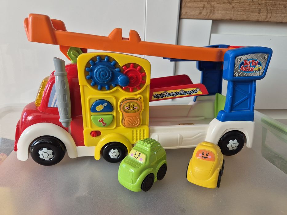 Auto-transporter tut tut na baterie Vtech
