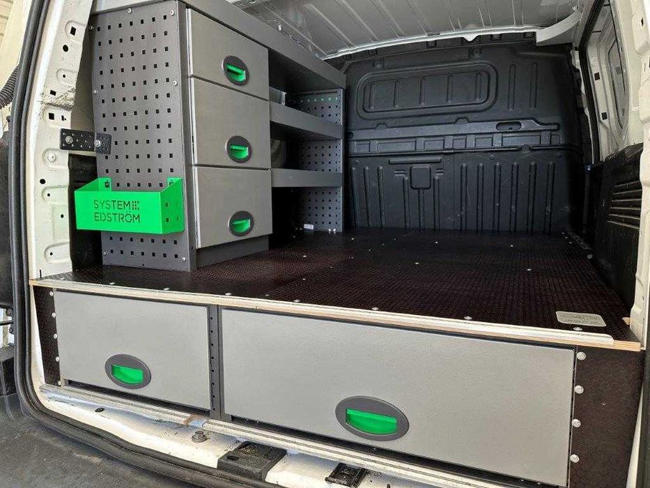 Zabudowa serwisowa do samochodu dostawczego Regał Bus Szafka Partner