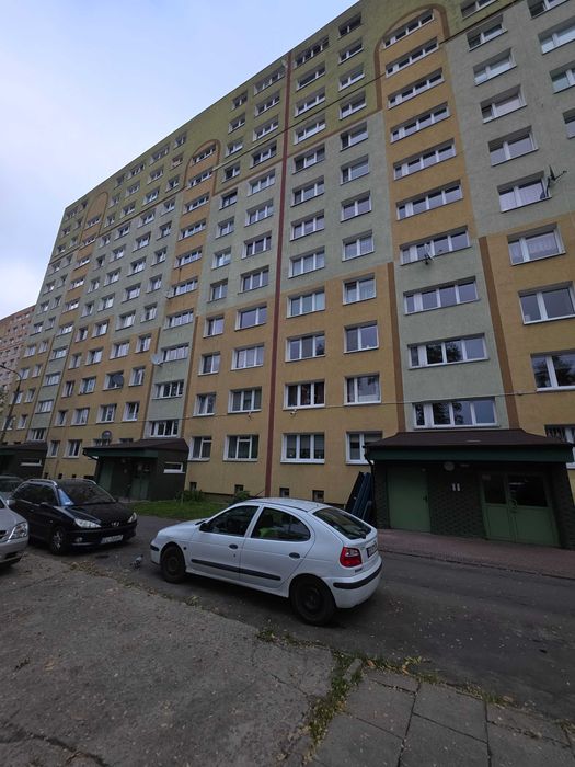 1 pietro z balkonem , winda