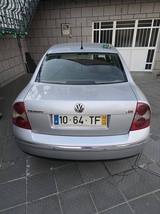 Volkswagen Passat 1.9 TDI 130cv Highline 284.000km