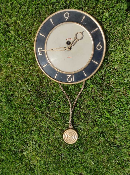 Настенные часы Маяк