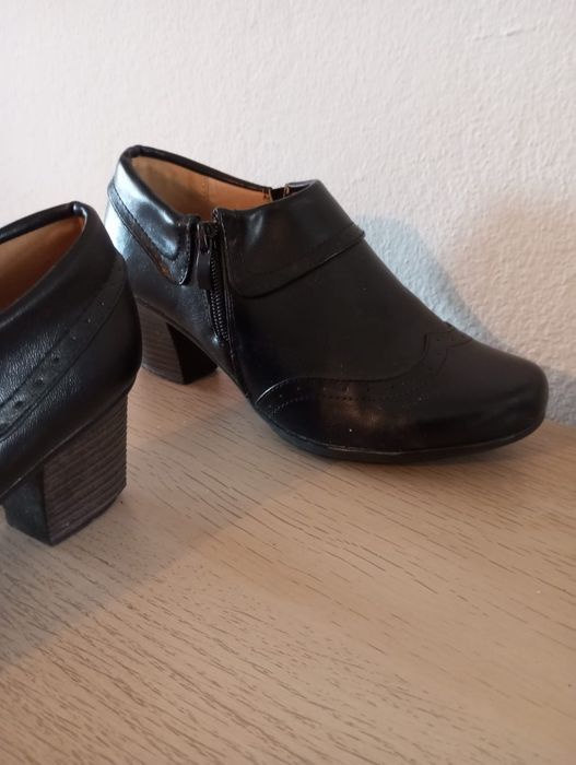Sapatos Saltar Tamanho 37