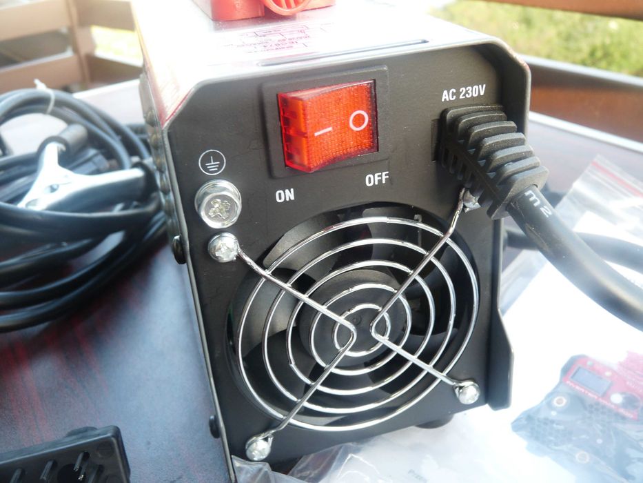 spawarka inwerterowa Kraft&Dele 300 A