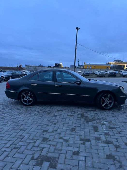 Mersedes E270 не розмитнений