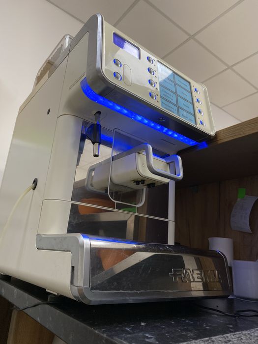 Кавовий апарат Faema