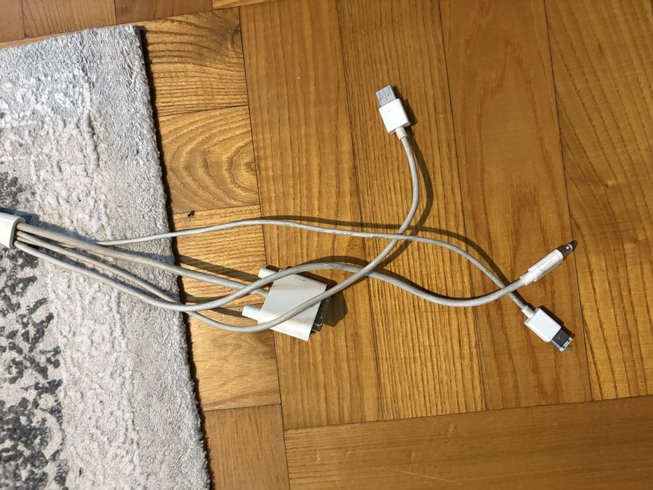 Monitor Apple Cinema Display a1082 22”