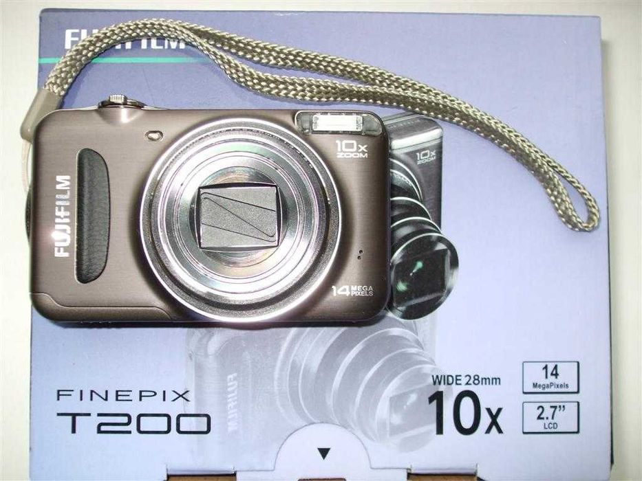 Fujifilm T200, 14 MP, HD Video, 10x Optical Zoom; Panorama; Read Description64354164207106120