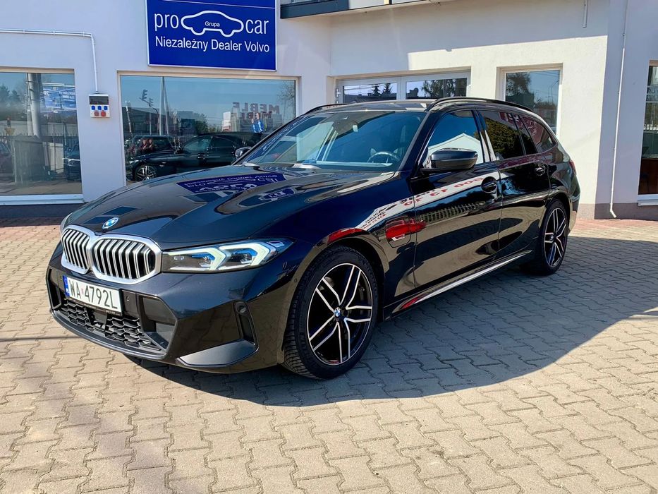 BMW Seria 3 330e Plug In 292KM M Sport Face Lift/ Hak/ Adaptive lED