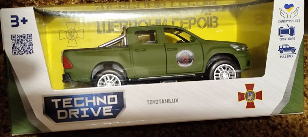 "Герої шевронів" Toyota Linux