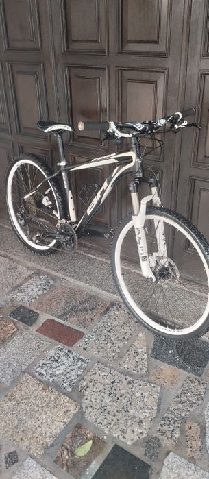 Bicicleta BH peak 26 ML com afazeres