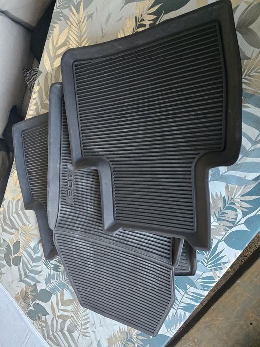 Tapetes de Borracha para o Peugeot 408