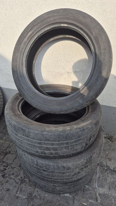 Шини літні  235 55 20 continental