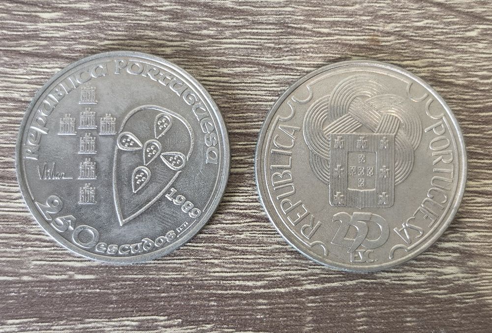 Moedas de escudo coleção 500 250 200 100