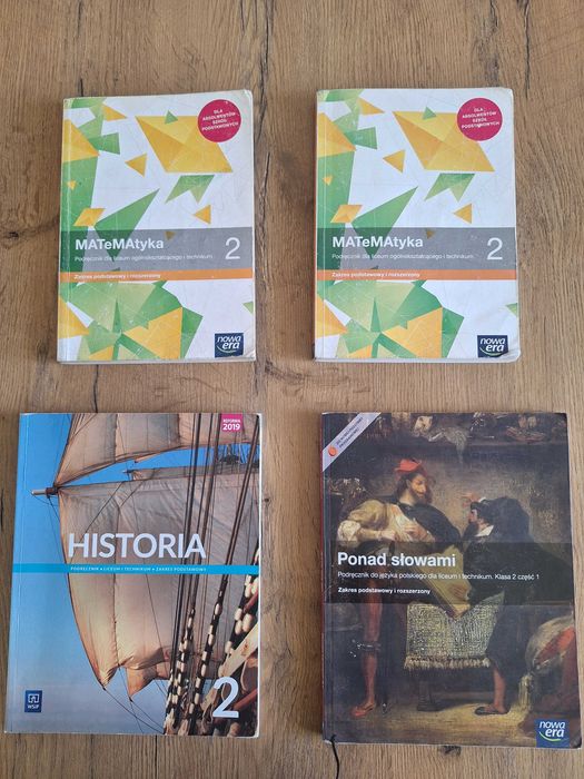 Podręczniki  Matematyka,J.Polski,Historia dla technikum i liceum.