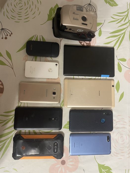 Лот мобільних телефонів та планшетів в хорошому стані!!!Ціни уточнюйте