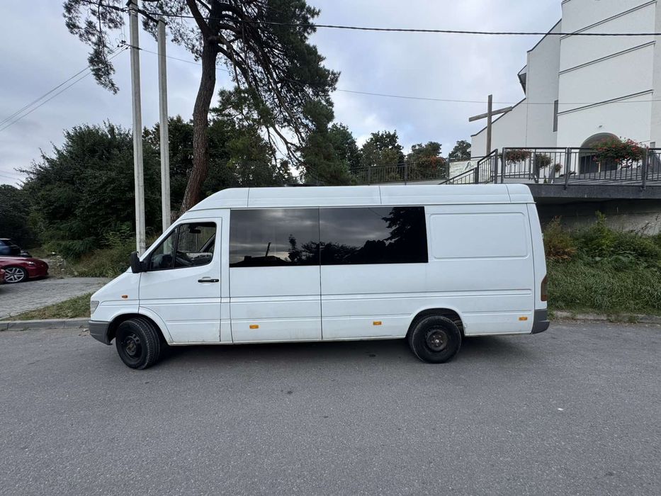 Бус перивозки  спринтер