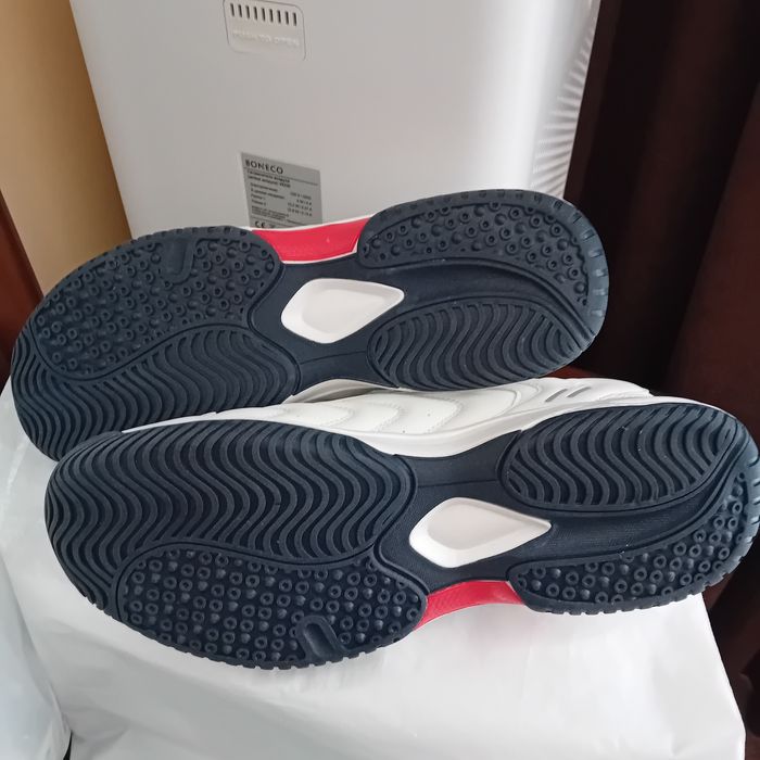 Кросівки чоловiчі низькі