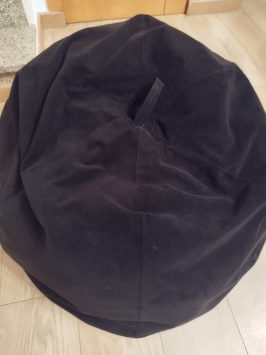 Vende se puff preto