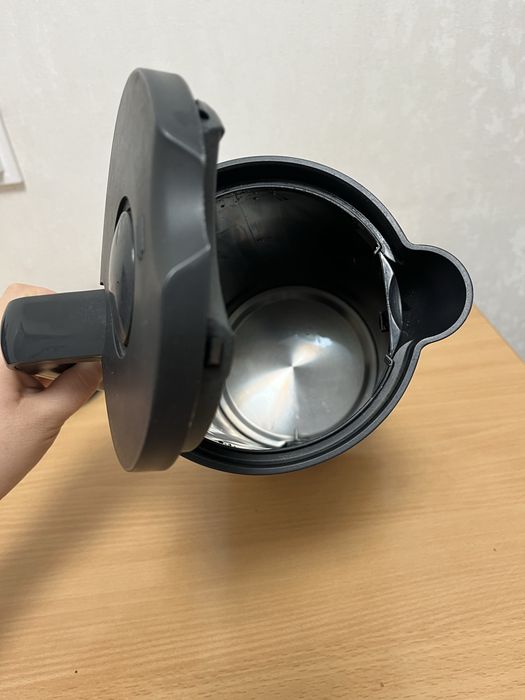 Електрочайник Bosch TWK 8611P
