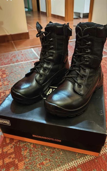 Botas táticas Magnum Wolf 8.0