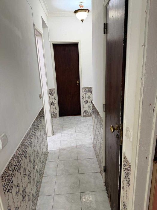 Arrenda-se apartamento T3 – Mem Martins