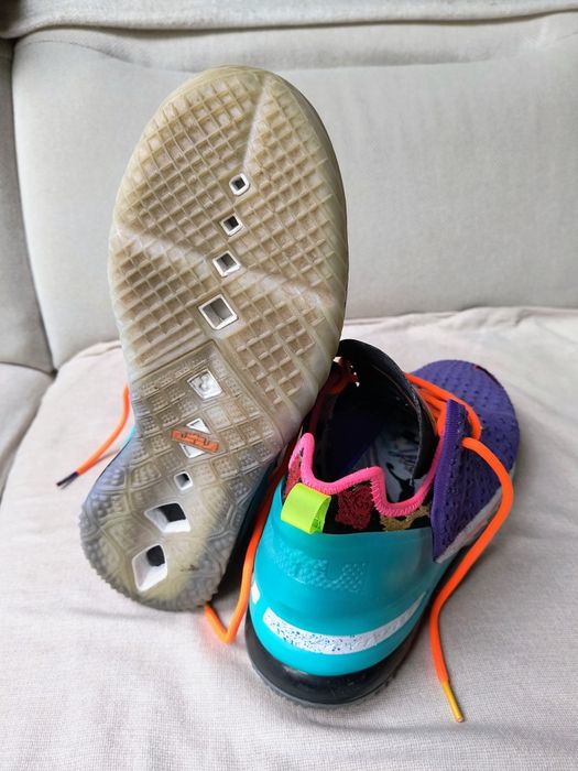 Nike LeBron 18 XVIII koszykówka NBA