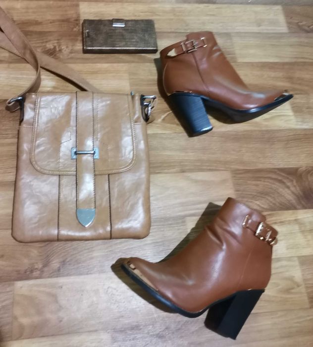 Ботинки женские ( козачки)