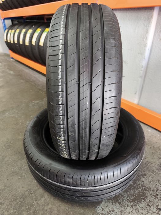 Pneus 215/55r17 Good Year Efficient Grip Performance 2 com 90% piso
