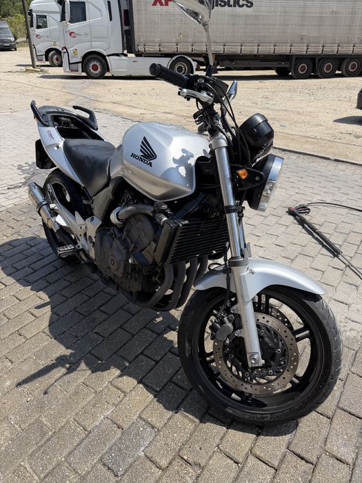 Cbf 600N (Naked) Bem estimada