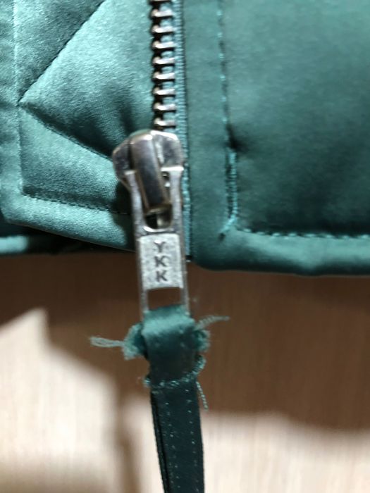 Куртка зеленая Бомбер Levi”s