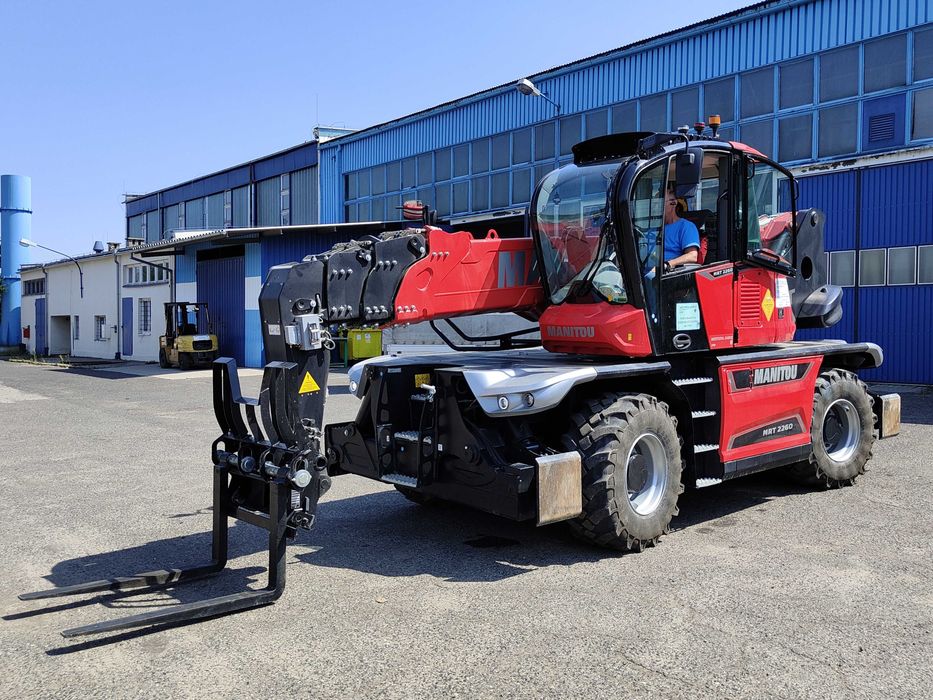 Wynajem ładowarki teleskopowej z operatorem lub bez