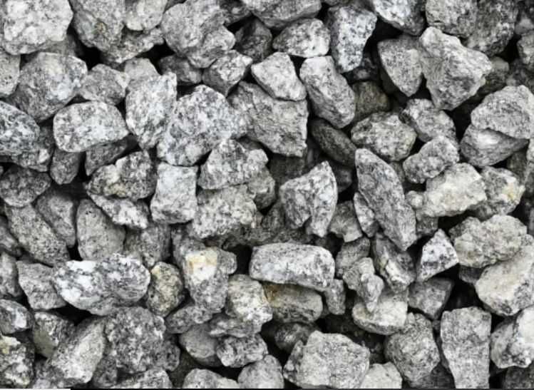 GRYS , kamień  granitowy DALMATYŃCZYK