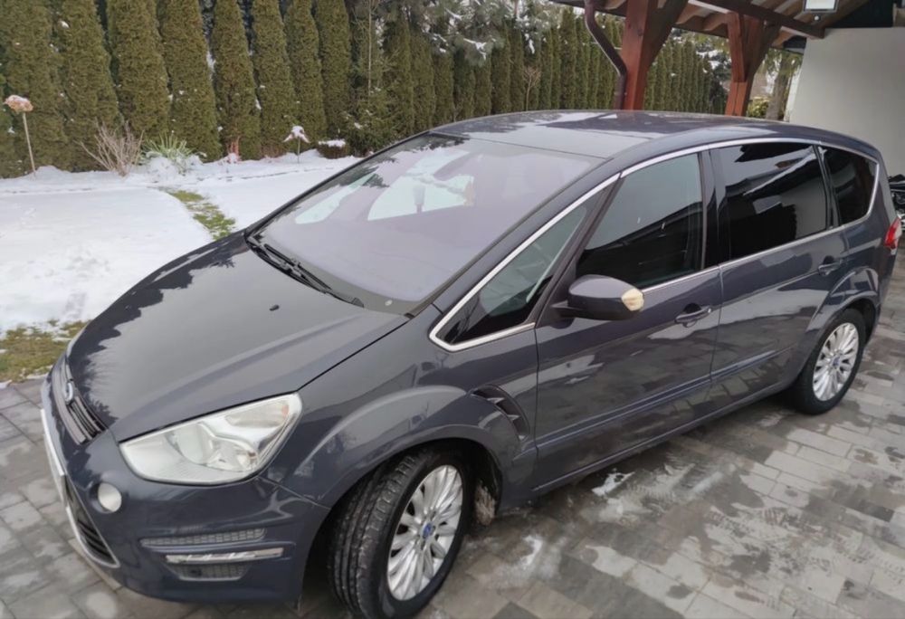 Wypożyczalnia samochodów. Wynajem aut. Tania wypożyczalnia.