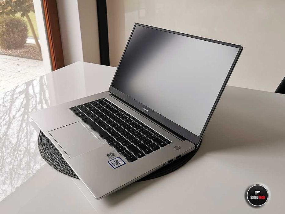 ZADBANY Huawei Matebook D15 - i5-10210u 8GB 512SSD - Bat. 98% - IPS