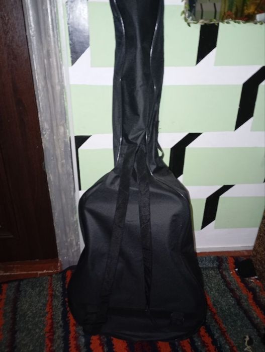 Гитара классическая в отличном состоянии