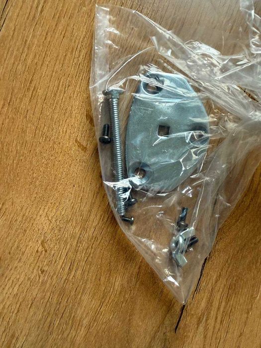 Ergotron LX Desk Monitor Arm Czarny