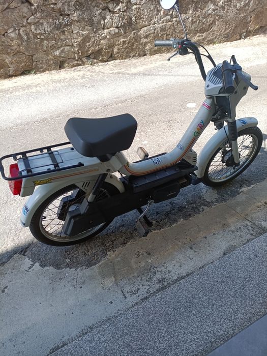 Mobilete Garelli impecável a andar bem mesmo nas subidas impecável