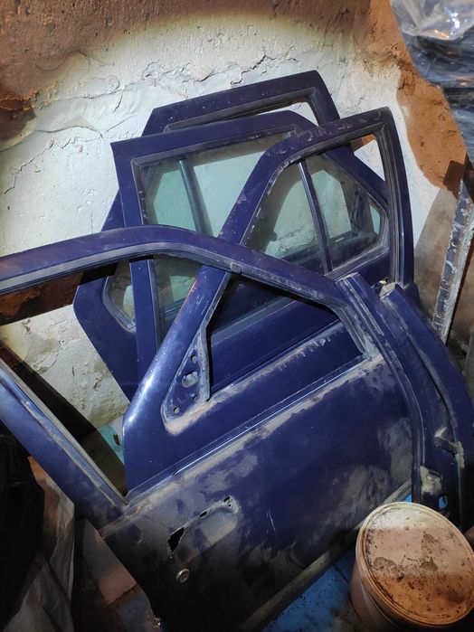 Двері Рено 19 Шамаде Renault Chamade